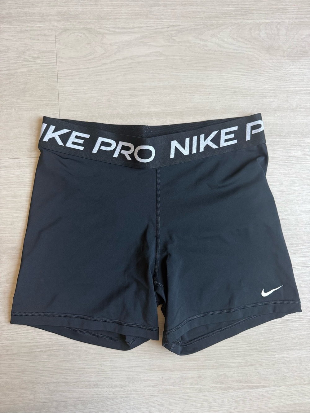 Nike Pro Black High-Waist Compression Bike Shorts - spandex